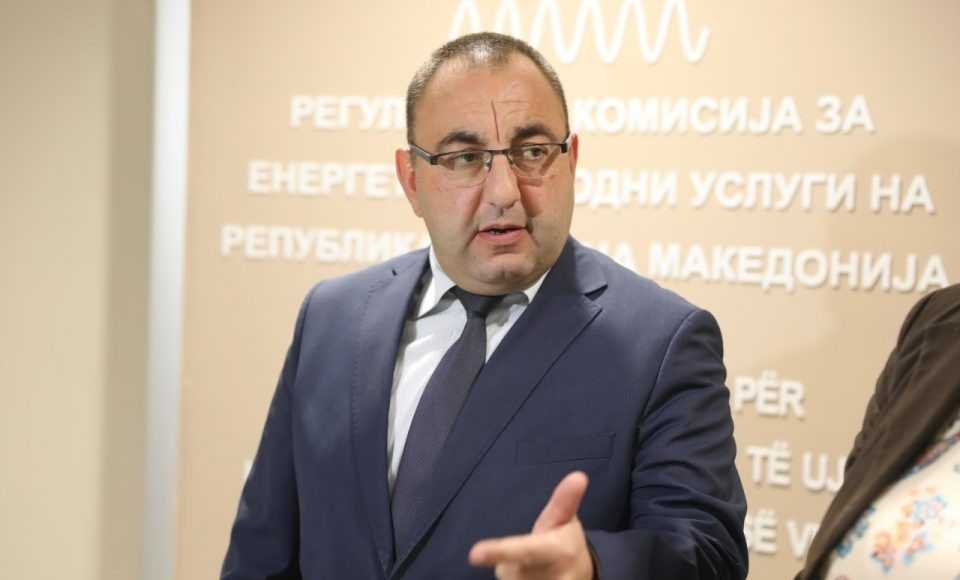 „Не знам што се буните за покачувањето на струјата, Голф 5-ка и во Македонија и во Германија има иста цена, а струјата таму е многу повисока од овде !!!“