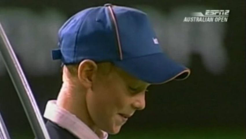 Момчето кое Федерер го погоди со топка: 14 години чекав извинување, а Новак е дисквалификуван