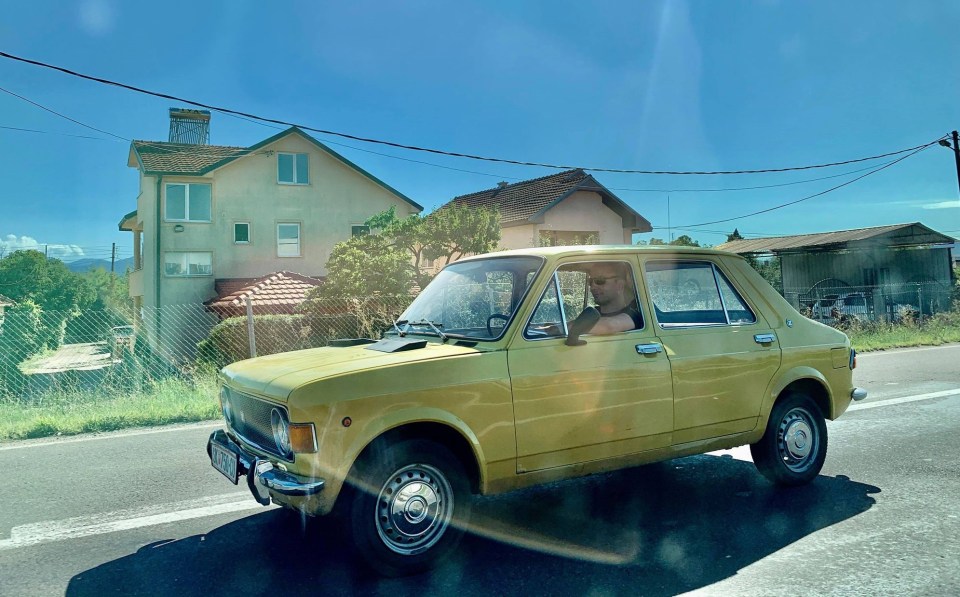 Крстев од струмичко Ангелци со ,,застава 101“ патува за Лондон