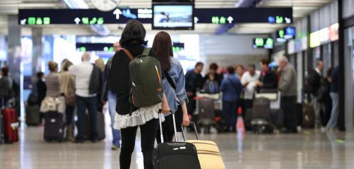 Топ идеја: „Секој пат кога ќе се отсели некој млад на политичарите да им се намалува платата“