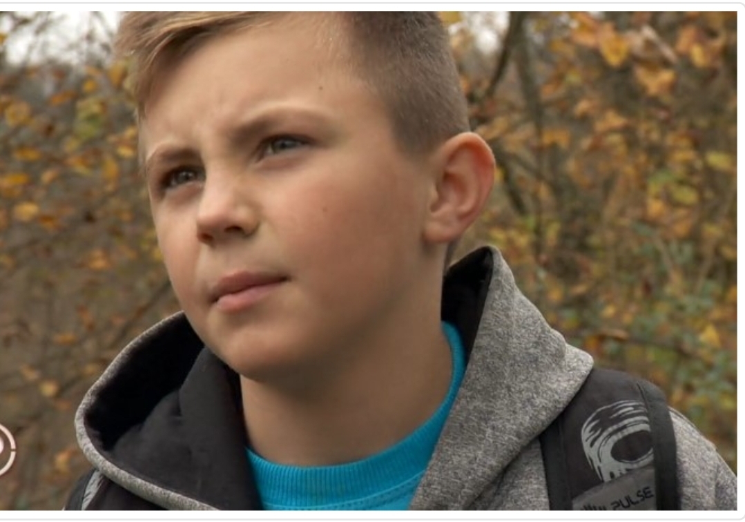 Животната приказна на Малиот Дејан ќе ви го скрши срцето: “Ја најдов мама на Фејсбук испратив барање за пријател, но таа не ме прифати„