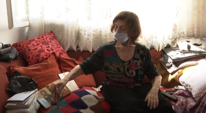 На 80-годишнта баба Љубица од Скопје и е потребно храна и средства за хигиена – има желба и за нов телевизор
