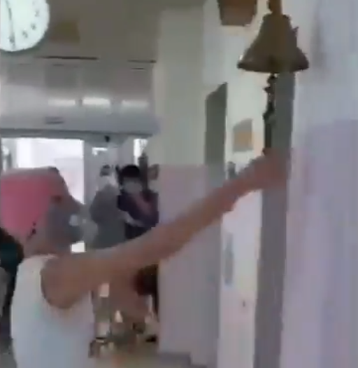 Заѕвоне ѕвончето на клиника, Бојана го победи карциномот!Браво на храброста