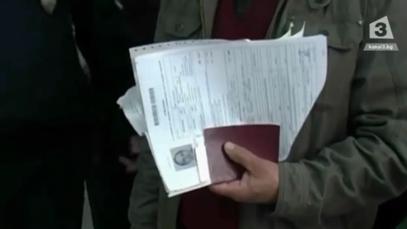 Топ решение: „Воведи закон за само едно државјанство, поништи им го македонското на сите кои нема да се откажат од второто“