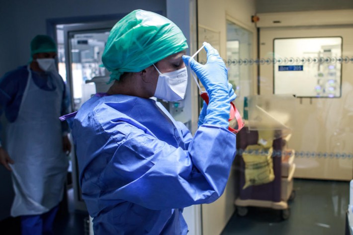 „Сигурно е дека нема да го избегнеме третиот пик“