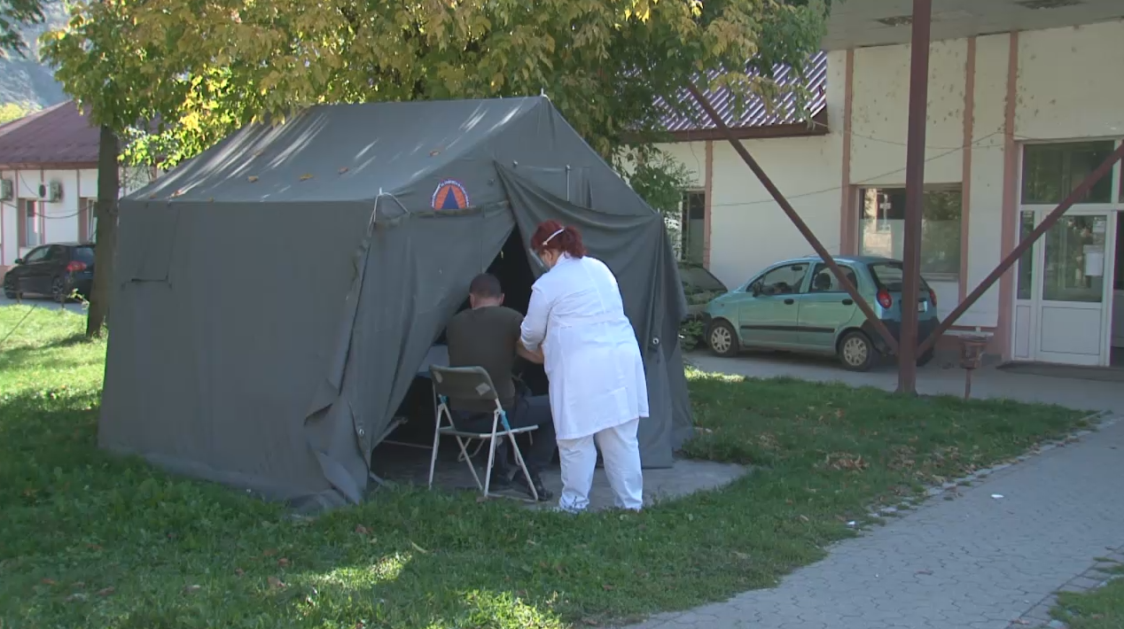 Пациентите ги лечат во Шатор, нема Ковид-центар во Кичево