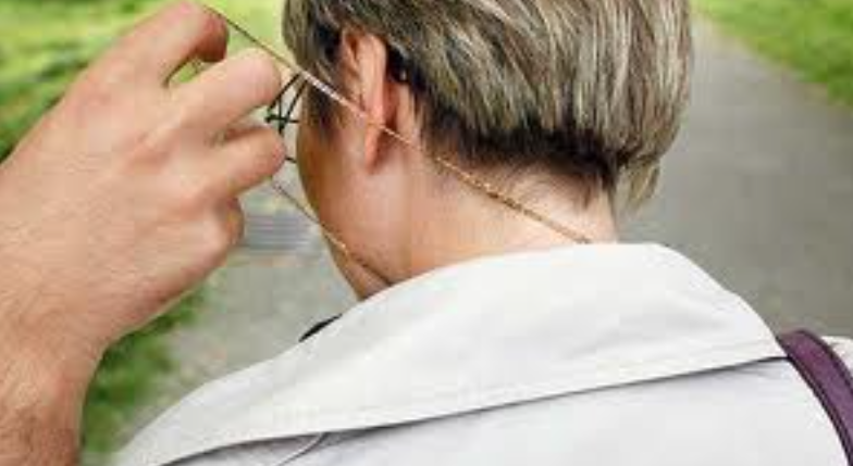 Следел жени и им ги вадел ланчињата од врат – 22 годишник краде низ скопските улици