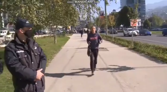 Дечково заслужува медал: За да избегне казна се правеше дека џогира пред полицијата