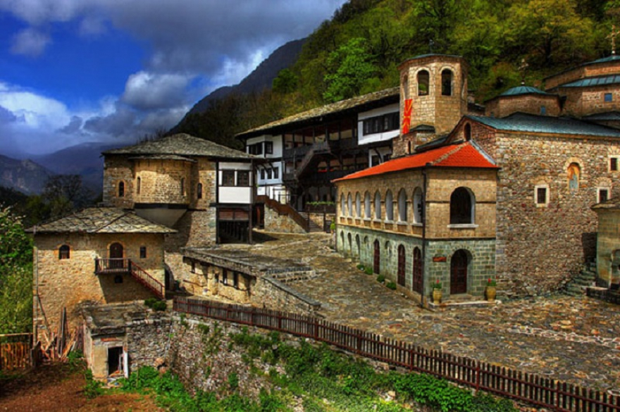 Бигорски Манастир во недела ќе прославува 1000 ГОДИНИ ОД ОСНОВАЊЕТО