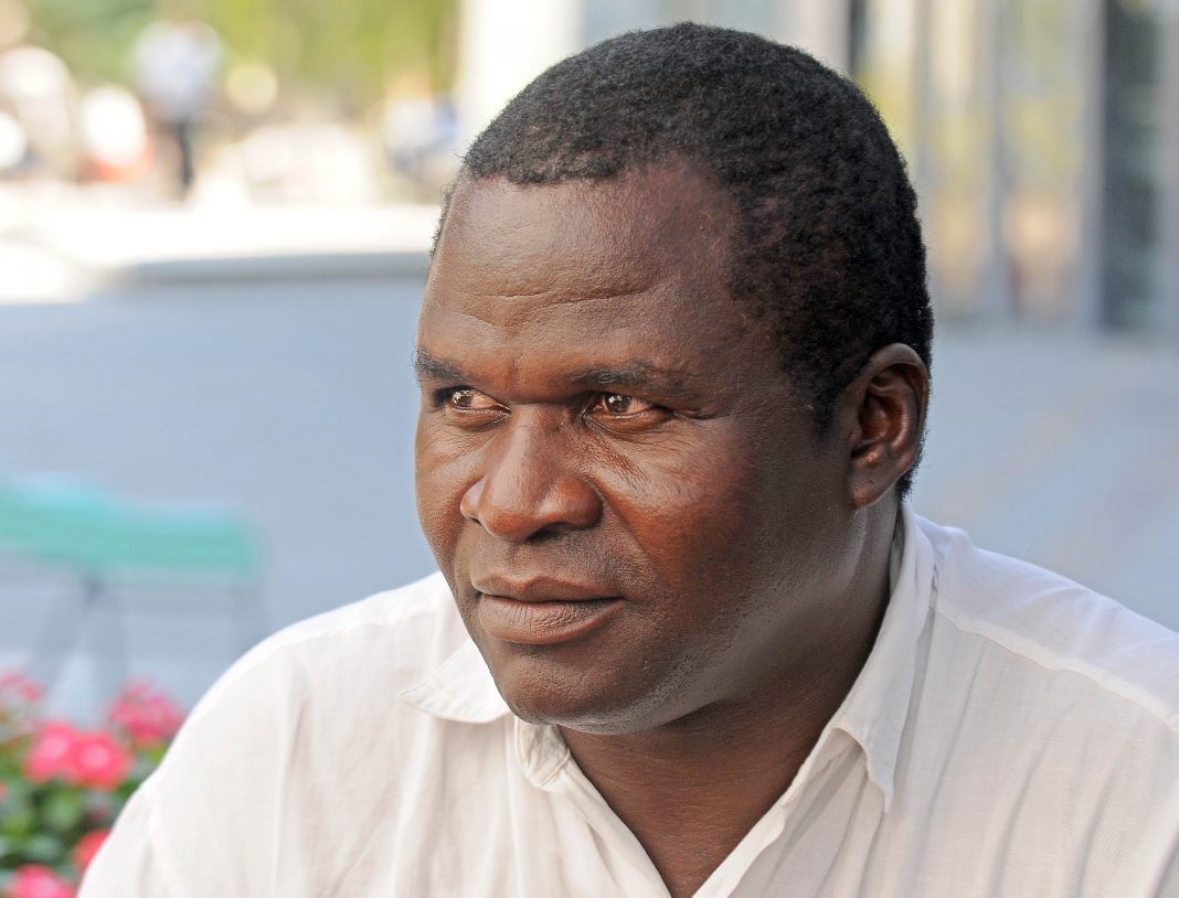 Ќе добие ли Македонија прв Африканец градоначалник ? – Џими