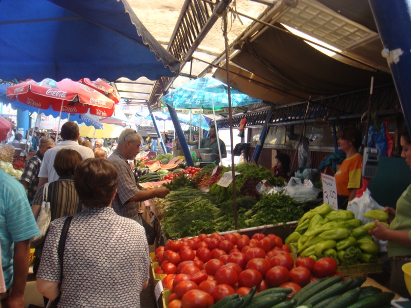 Ќе затворат ли во недела и зелените пазари?