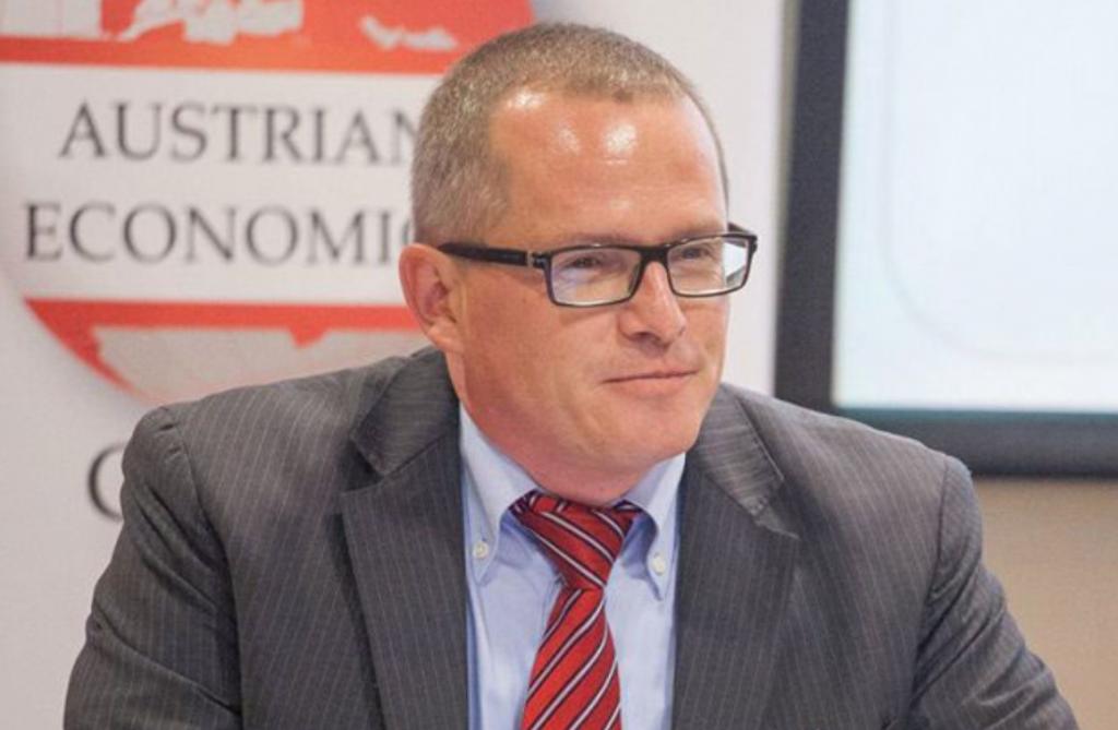 Австриски експерт ни порачува: Откажете се од 11 октомври и денот на ВМРО, славете си рамковен и преспански