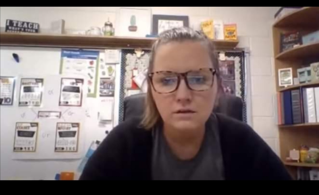 Не издржа срце јуначко: Учителката “се опушти” но заборави да го исклучи звукот