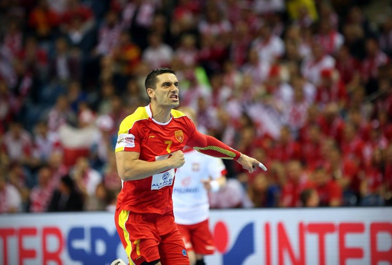 Лазаров ги караше ракометарите на тајм-аут, Македонија ја совлада Чиле