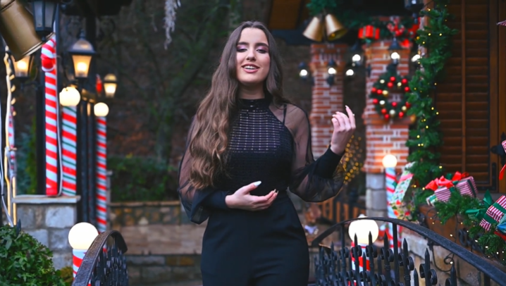 Слушнете ја најубавата изведба досега на духовната песна “Небо и земја”