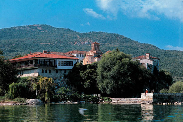 Утре е голем празник: Се празнува зимскиот Св. Наум