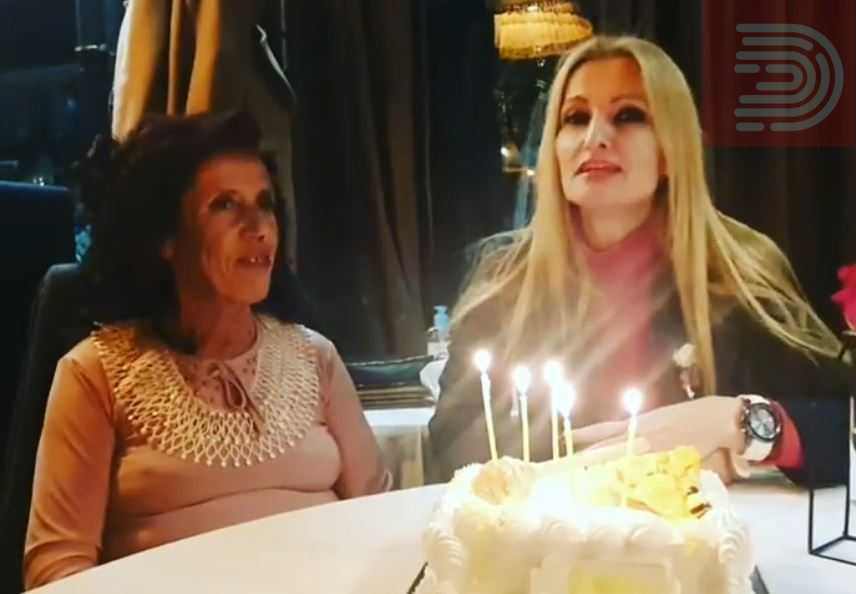 Првпат во 57 години Атиџе слави роденден, Турунџиева ѝ подготви големо изненадување