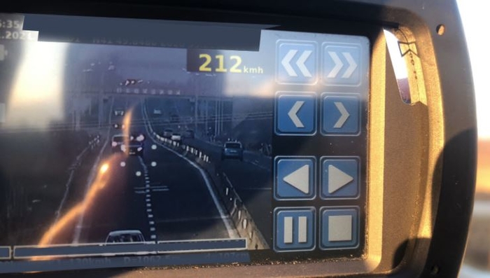 Рекорд: Полициски радар фати возач со 212 километри на час на автопатот Тетово-Гостивар