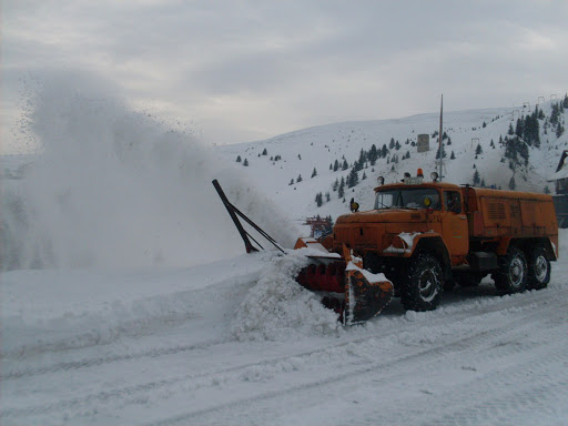 Снегот и оваа година ја изненади македонија пат