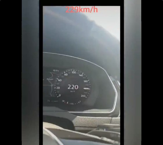 Нов рекорд за возење со 290км/час, попишете го во графа „живот-загрозувачи“