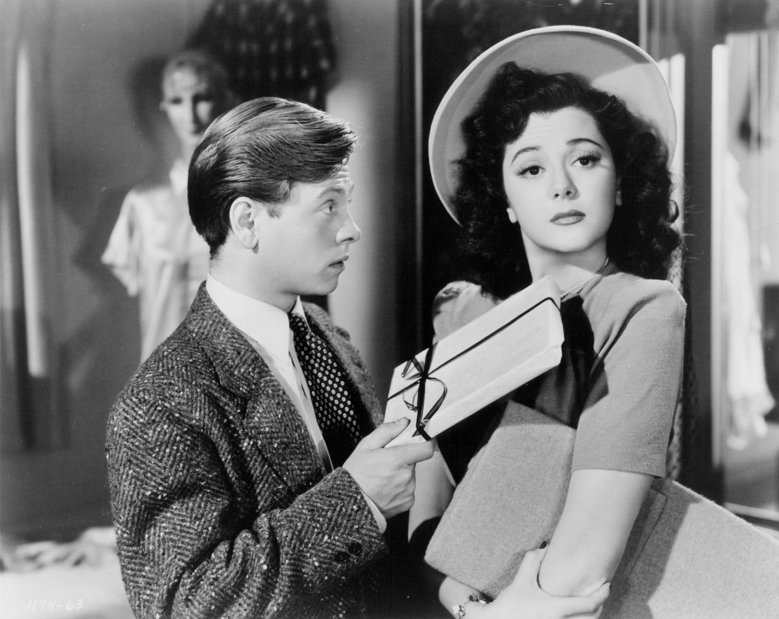 Што да ѝ подарите според нејзиниот хороскопски знак?