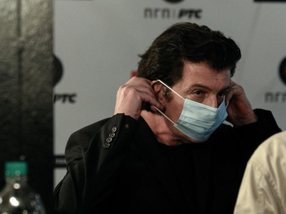 Бајага: Не се чувствувам добро, примив вакцина и имам реакција