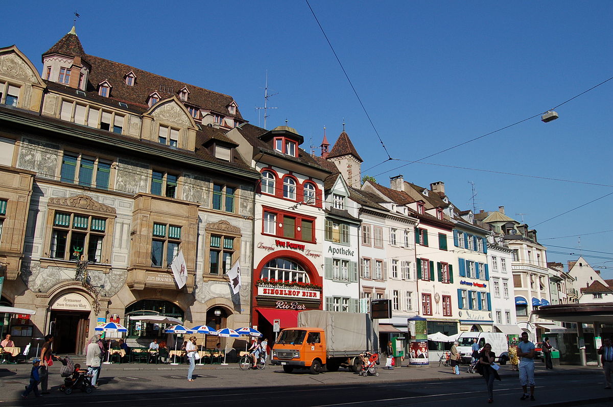 Македонец од Швајцарија распали по Македонија: Овде нема спиење по кафаните, овде се работи по цел ден за да го заработиме она што го имаме