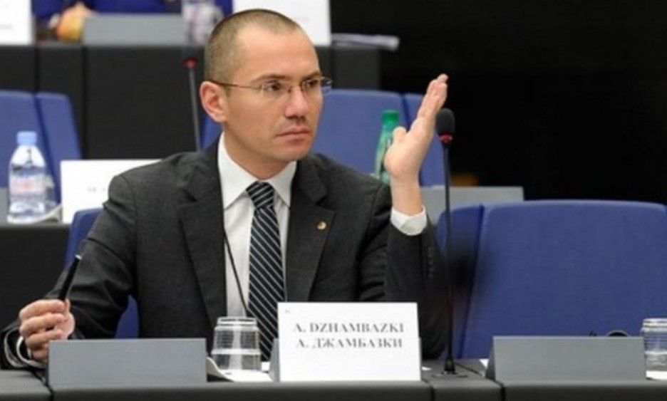 Џамбаски: Cкопje можеби ќе тpeба да биpa меѓу Голema Албaниja и Голema Бугapија