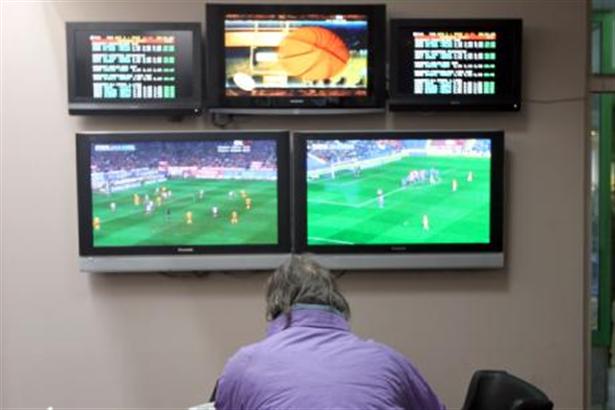 Ќе останат ли 8.000 лица без работа, ако кладилниците стават клуч на врата?