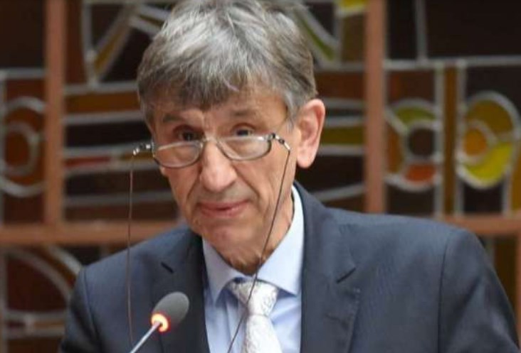 Од султанот во 1903-та до неодамна, никој друг не го забранил називот „Македонија“