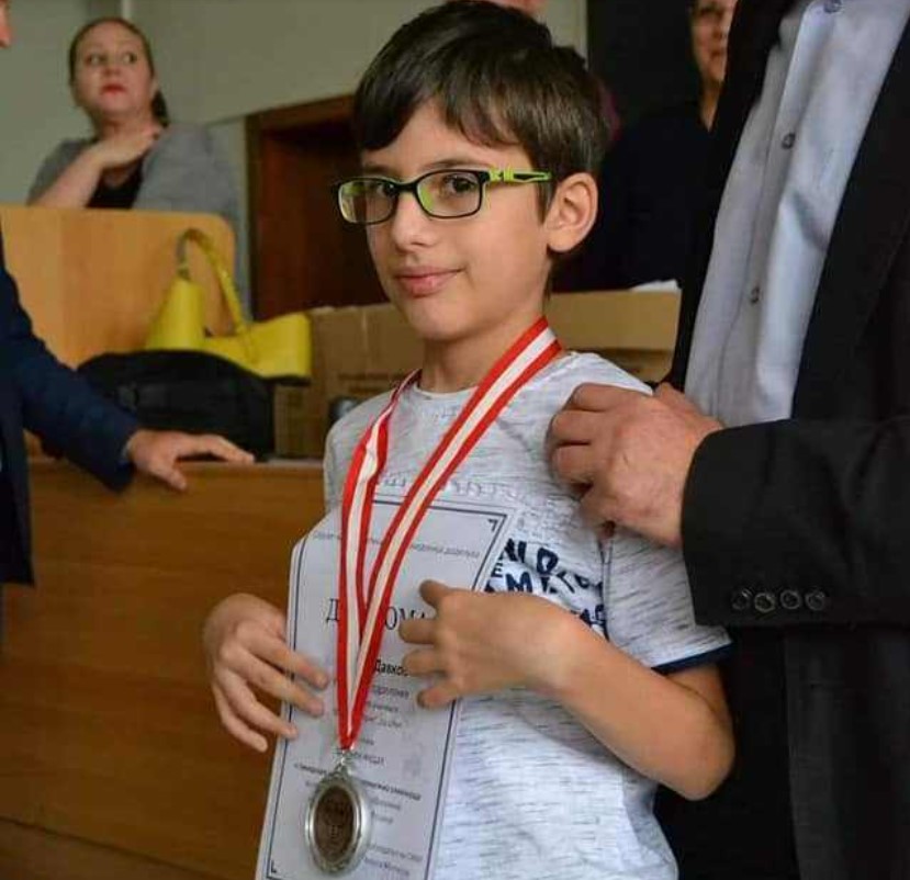 Основец иако првак во математика, министерството не му дало парична награда