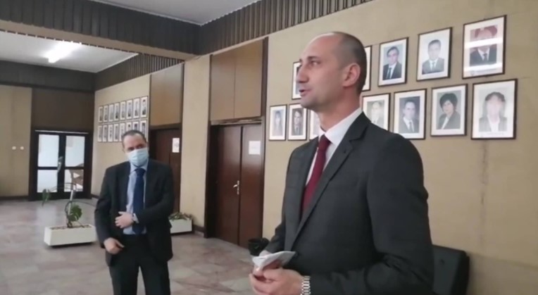 Штипскиот градоначалник немал ништо против изучување на бугарски јазик во училиштата