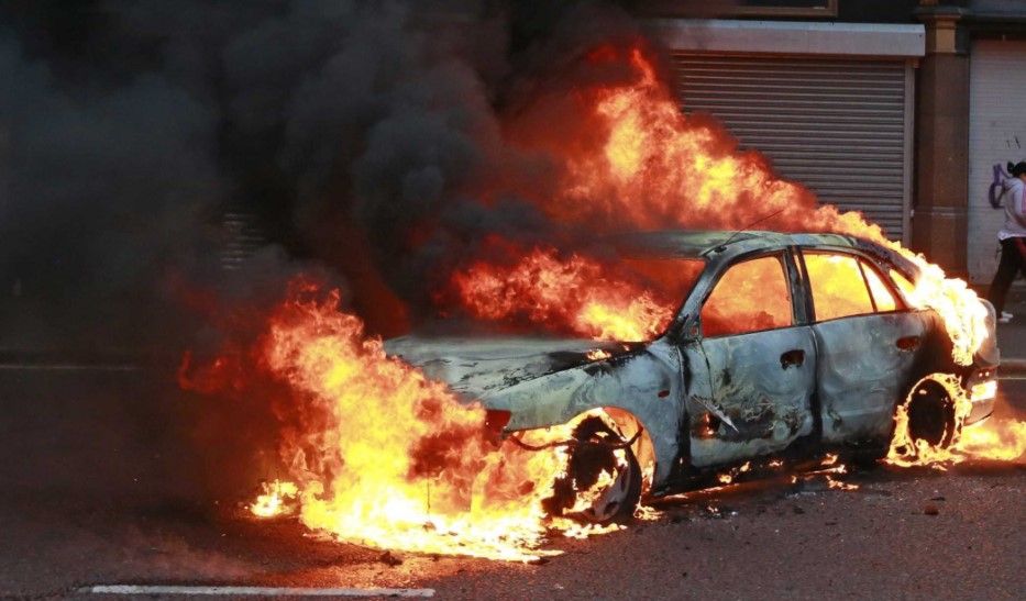 Се скарале, па му го запалил автомобилот, направил штета од 6000 евра