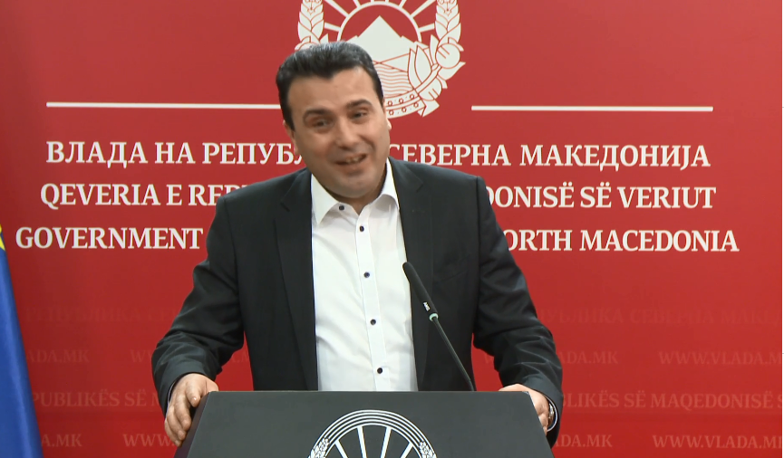 Заев: Тоа знаете како е сакам да водам љубов ама никако да се прегрнам со партнерот (Видео)