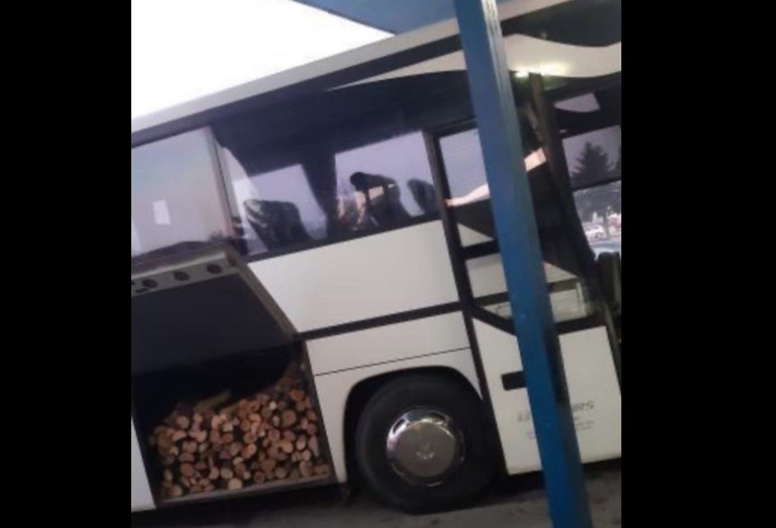 Нова иновација, автобус кој работи на дрва !