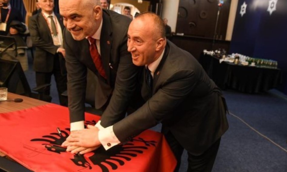 Xapaдинај пак се зakaнува со Голema Албаниja: Ако не влезeme во ОН и HATО, ќе се приклучиме кон Албанија