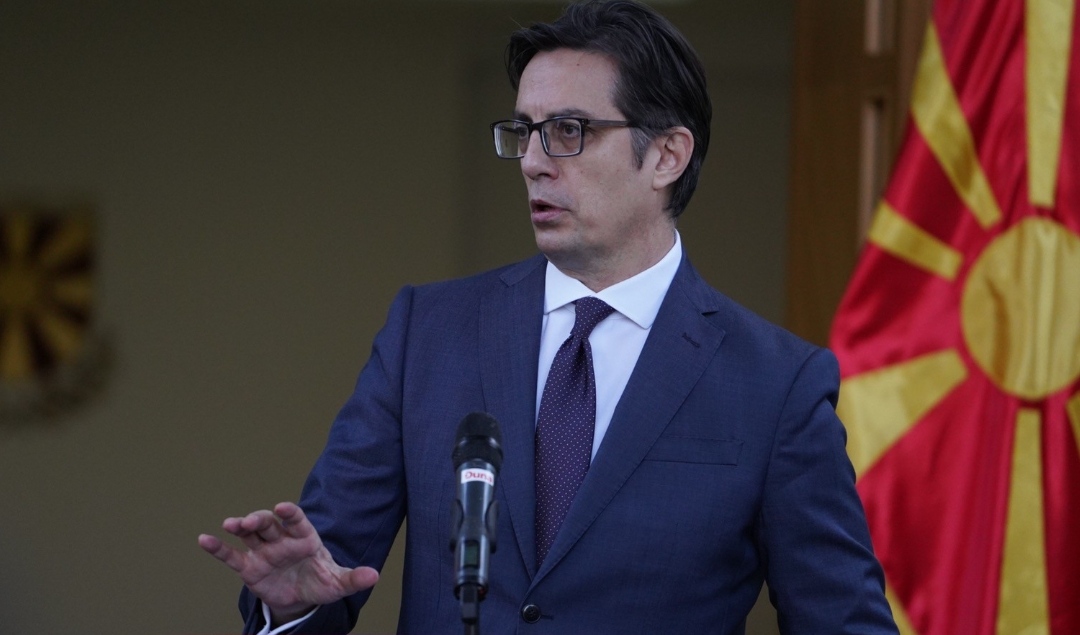 Пeндapoвckи конечно ,,yдpи” пo Kapakачанов!