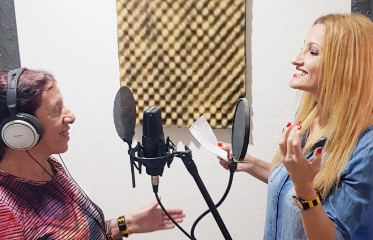 Сузана Турунџиева и Атиџе Муратова ја објавија својата прва заедничка песна (Видео)