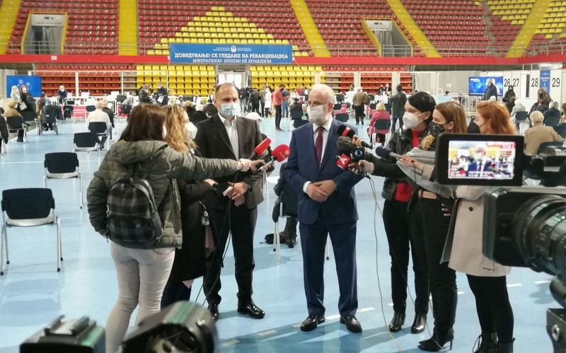 Пратениците се вакцинираат денеска, а претходно се вакцинираа службениците во Собранието