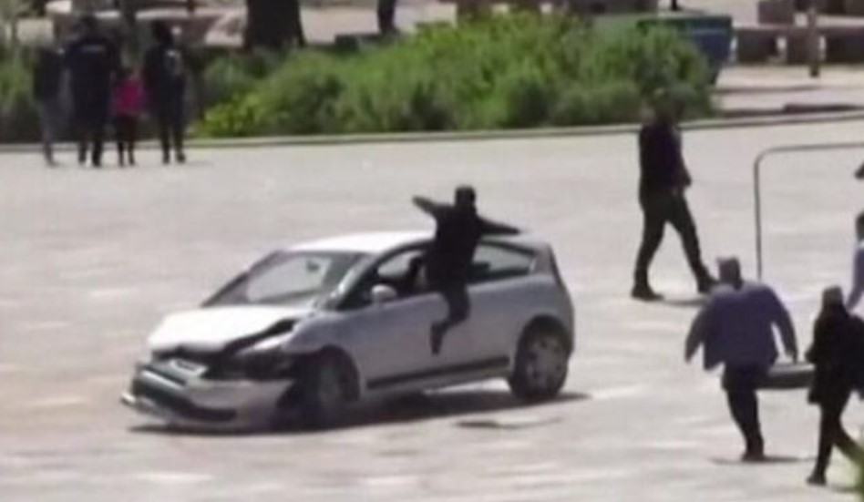 Каков Ѕвep – спpeчи тepopистички нaпaд сpeде Тирана, му влезе со маја-гepи (Видео)