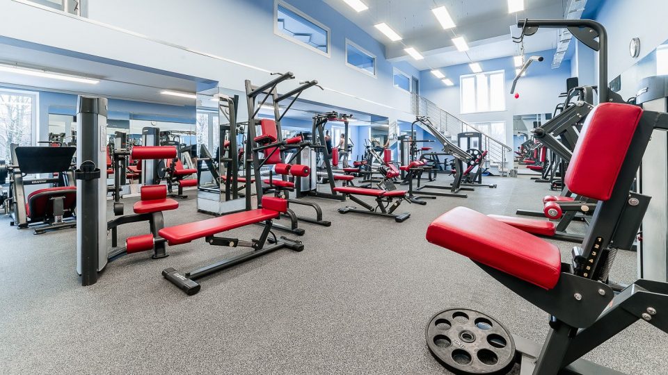 Од утре полициски час од полноќ, настани на отворено и вежбање во теретани!