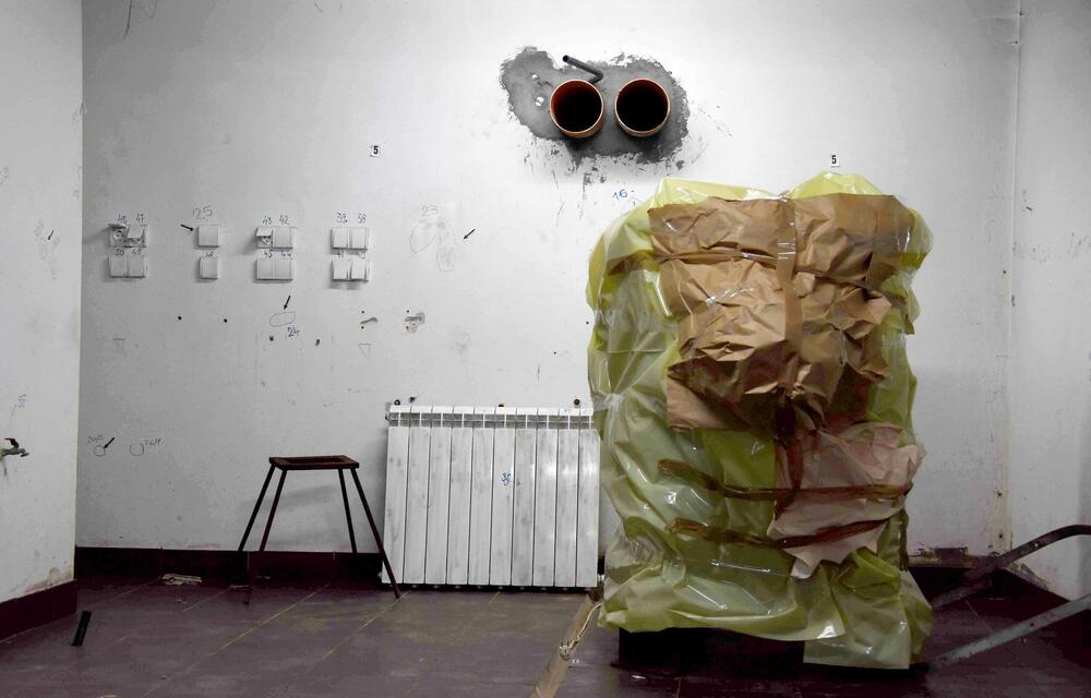 Погледнете во куќата на стравот, што најдоа форензичарите во машината за мелење месо (Фото)