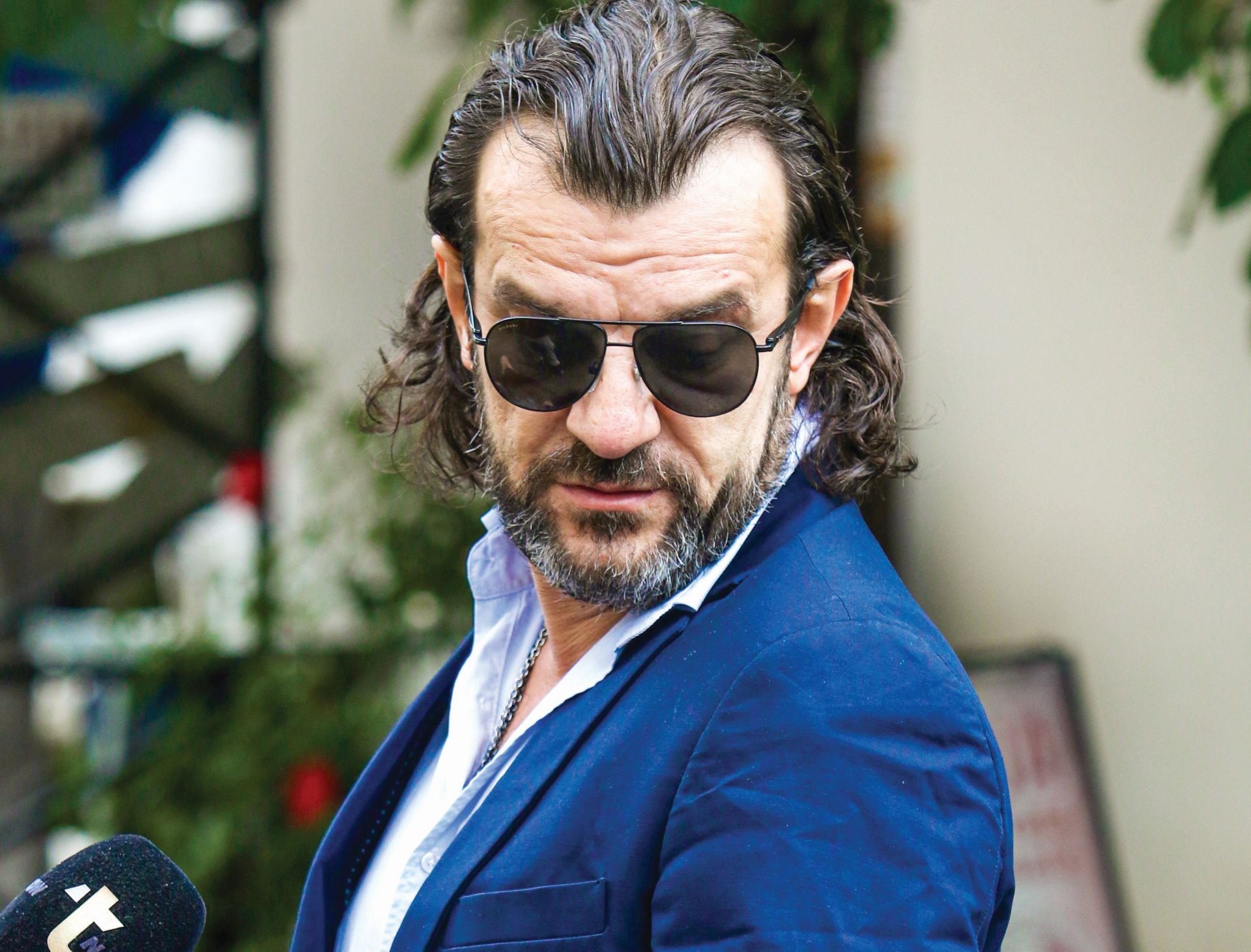 Аца Лукас: Стрелајте ме НЕМА ДА ПРИФАТАМ НЕКОЈ ШТО БИЛ МАЖ СЕГА ДА Е ЖЕНА