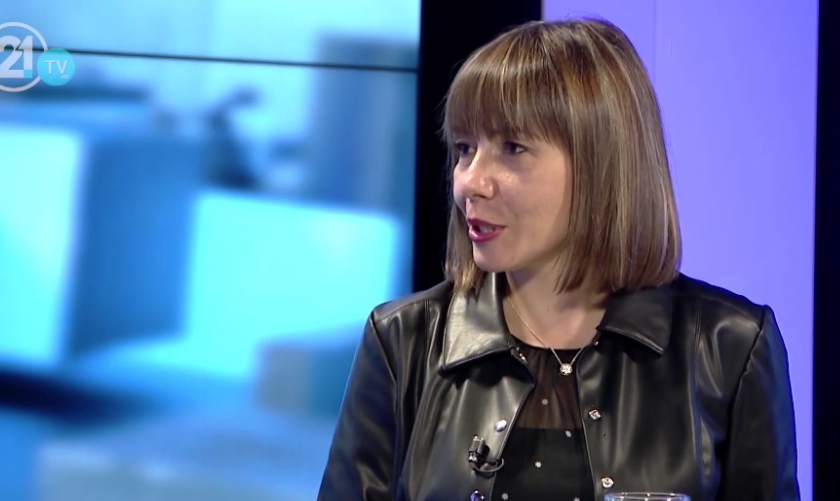 Царовска: Имаме функционално неписмени ученици