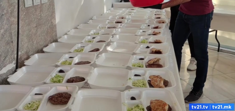 „Да подадеш рака на семејствата на кои им е тоа потребно е голема добрина“ -1000 ифтари секоја вечер во Кичево