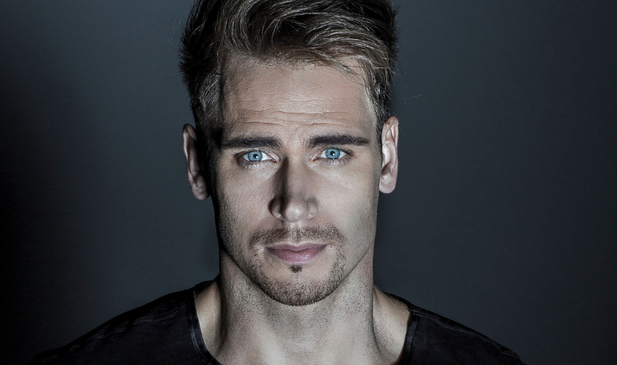 Жените одлепија по евровизискиот претставник на Естонија: „Тој е најубавиот учесник“