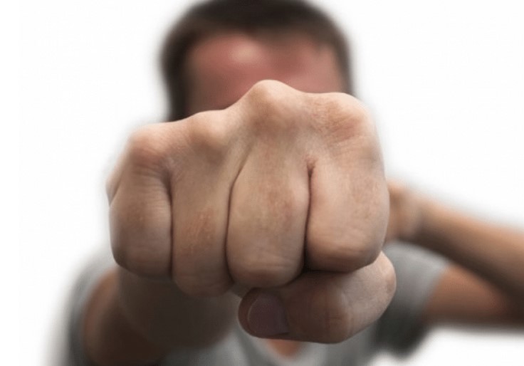 СКАНДАЛ во Кавадарци: Газда претепал вработен!