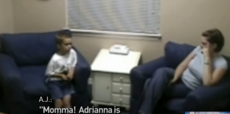 Дете си ја нацртало мајката, кога го виделе цртежот ја испратиле на доживотна робија!