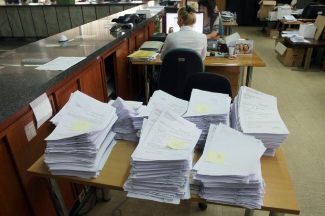 Администрацијата ќе се “опари” : К15 за сите кои се вработени во државна администрација