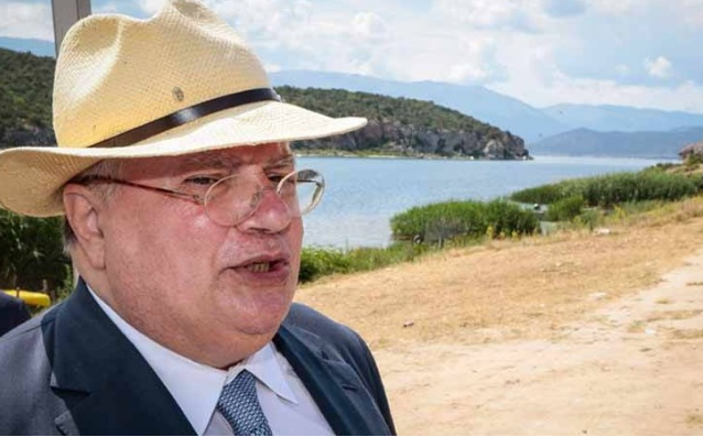 Коѕијас: Не може федерација на непостоечка држава да игра на Европско, ФФМ да смени име